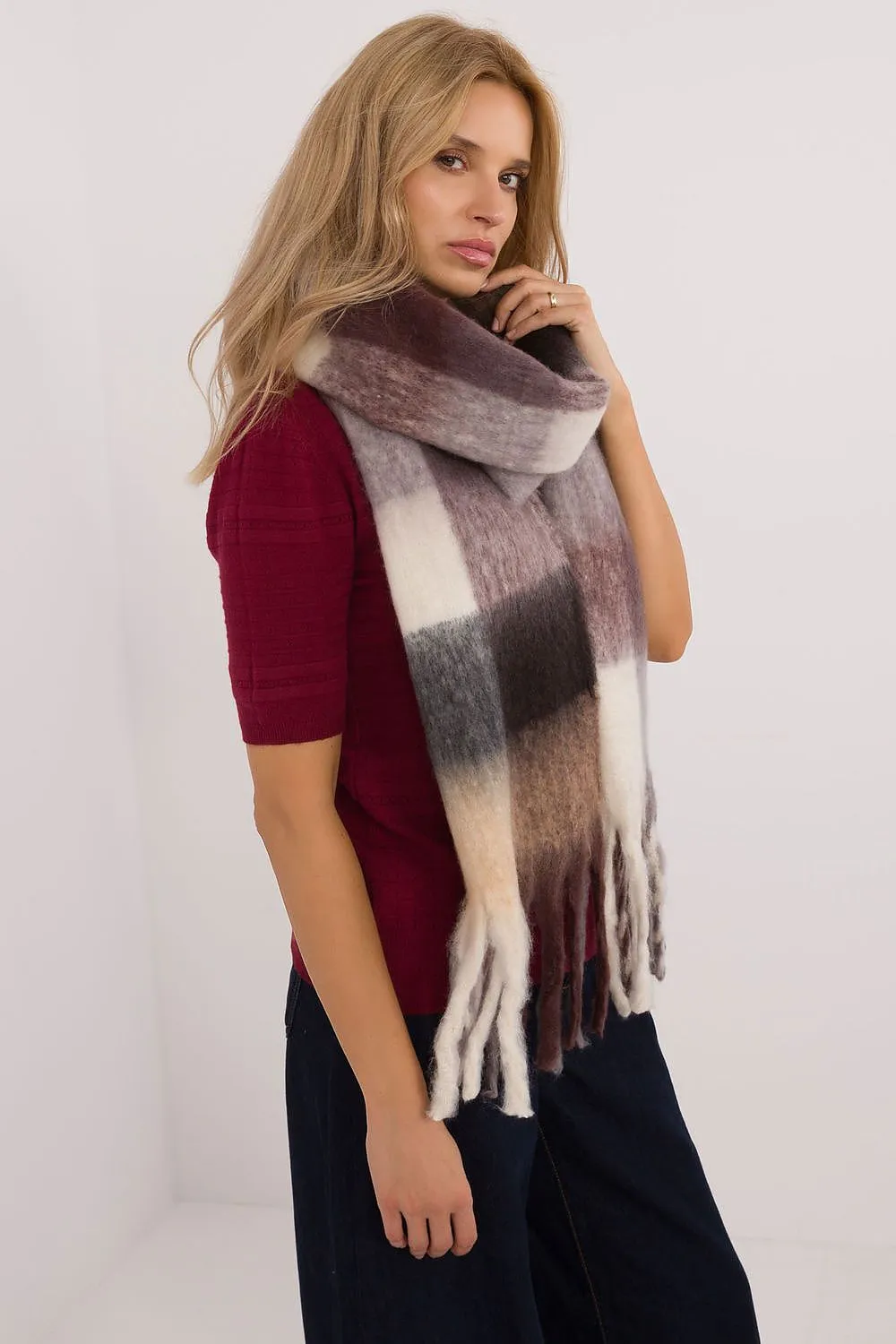 Classic Women’s Check Pattern Scarf