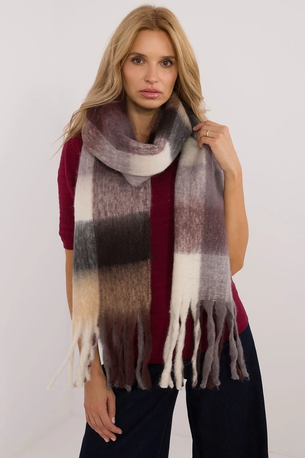 Classic Women’s Check Pattern Scarf
