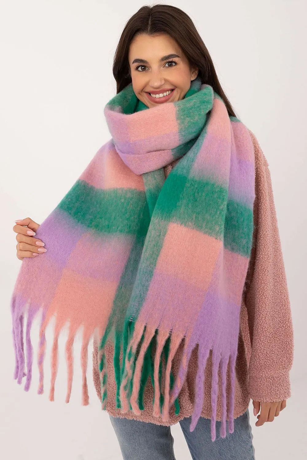 Classic Women’s Check Pattern Scarf