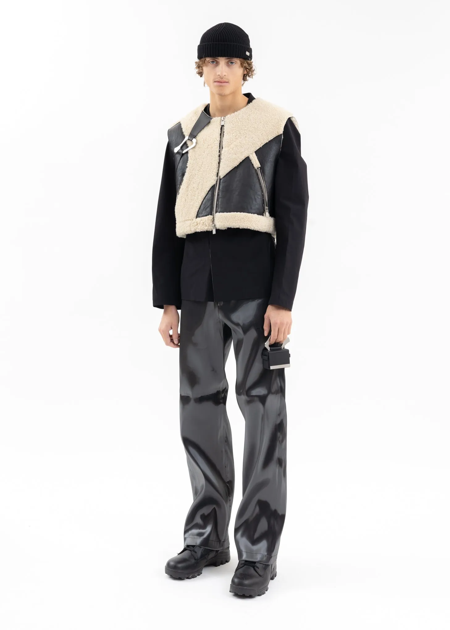 CONSINNITY SHEARLING VEST
