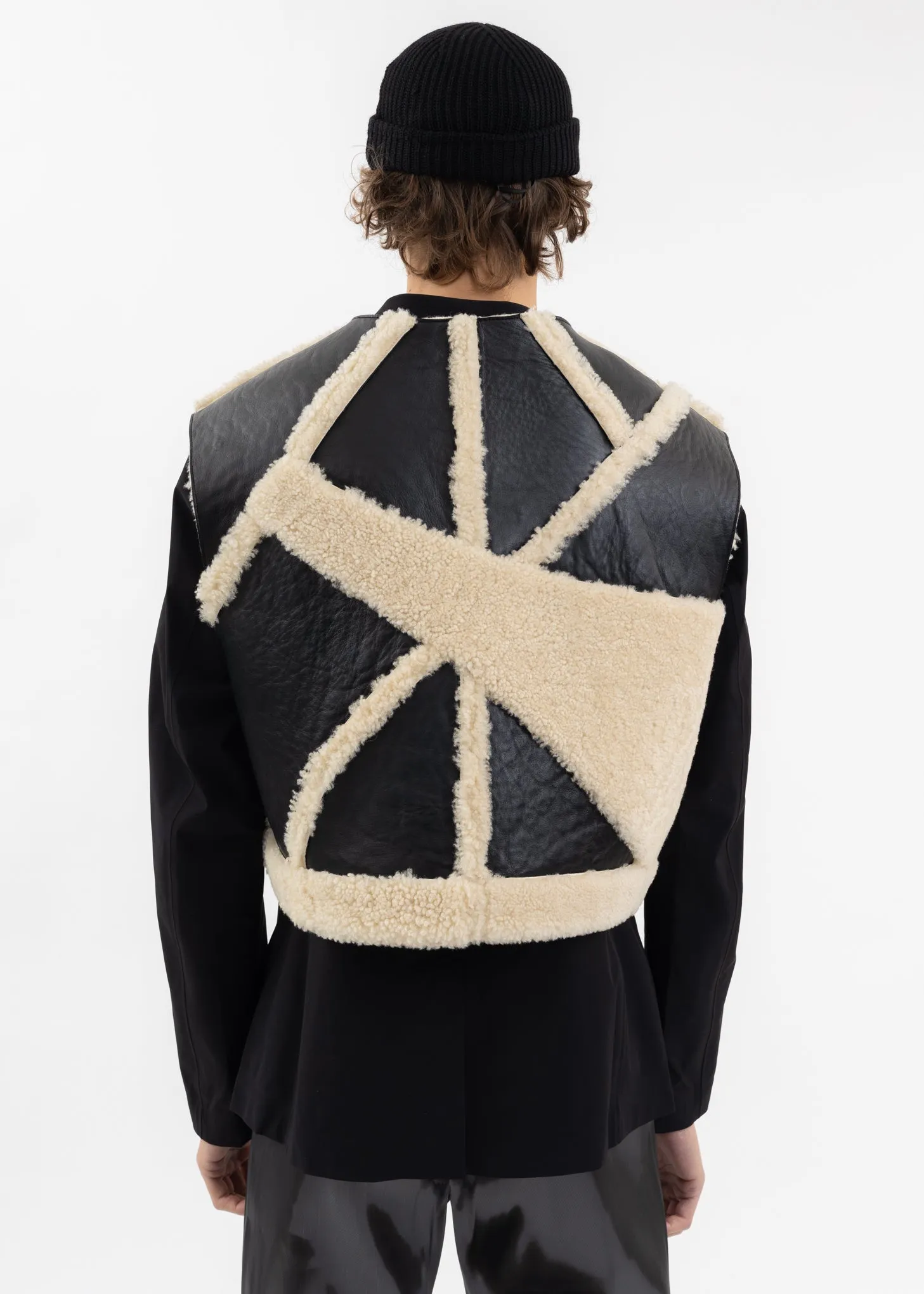 CONSINNITY SHEARLING VEST