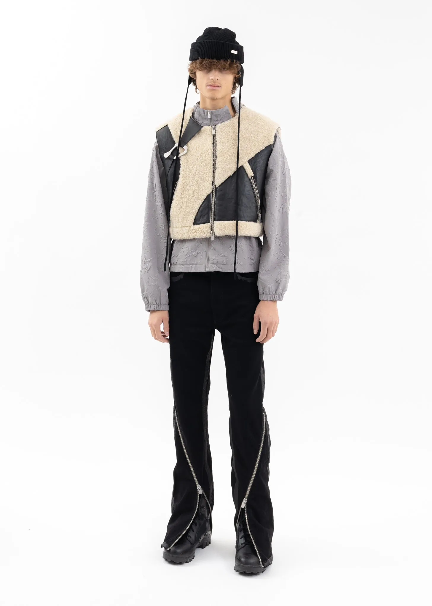 CONSINNITY SHEARLING VEST