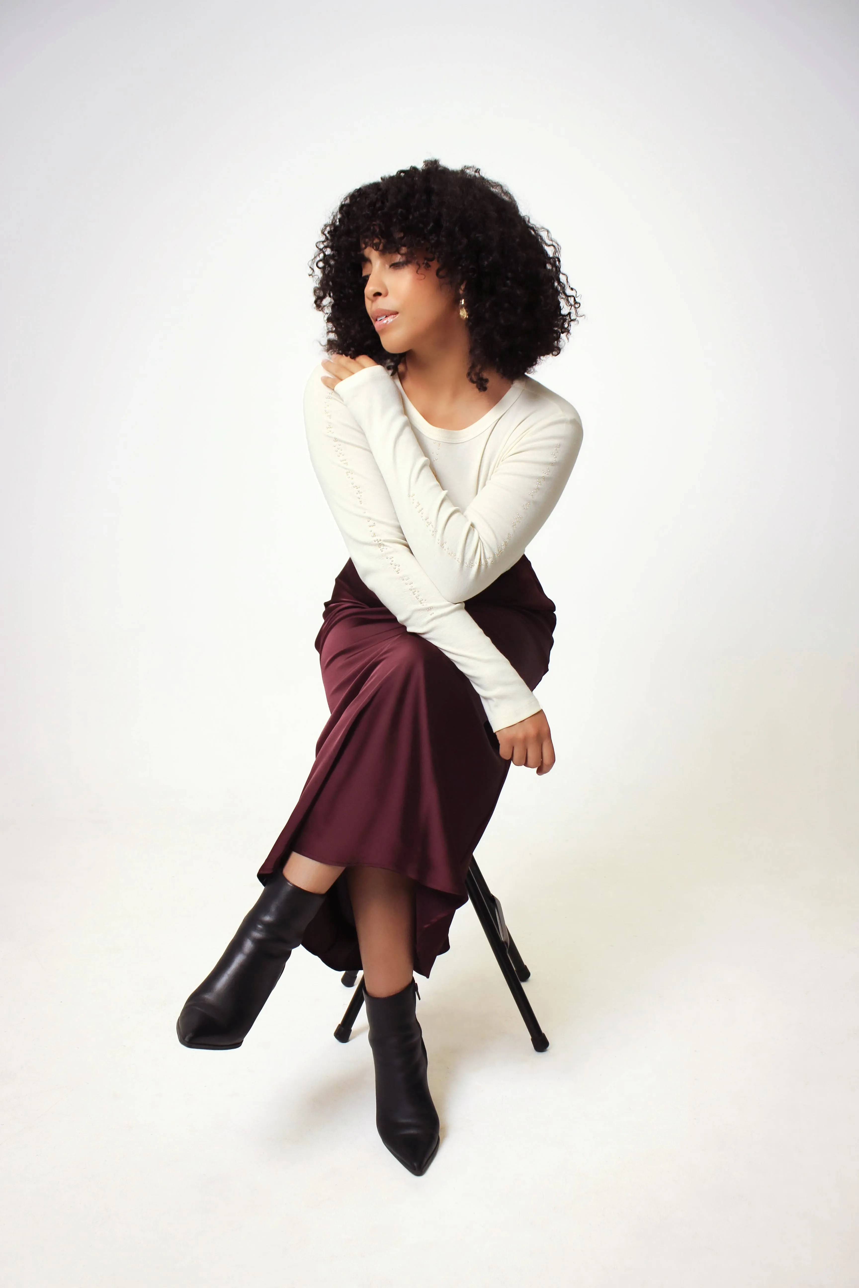 Cropped Braille Long Sleeve Shirt: Cream