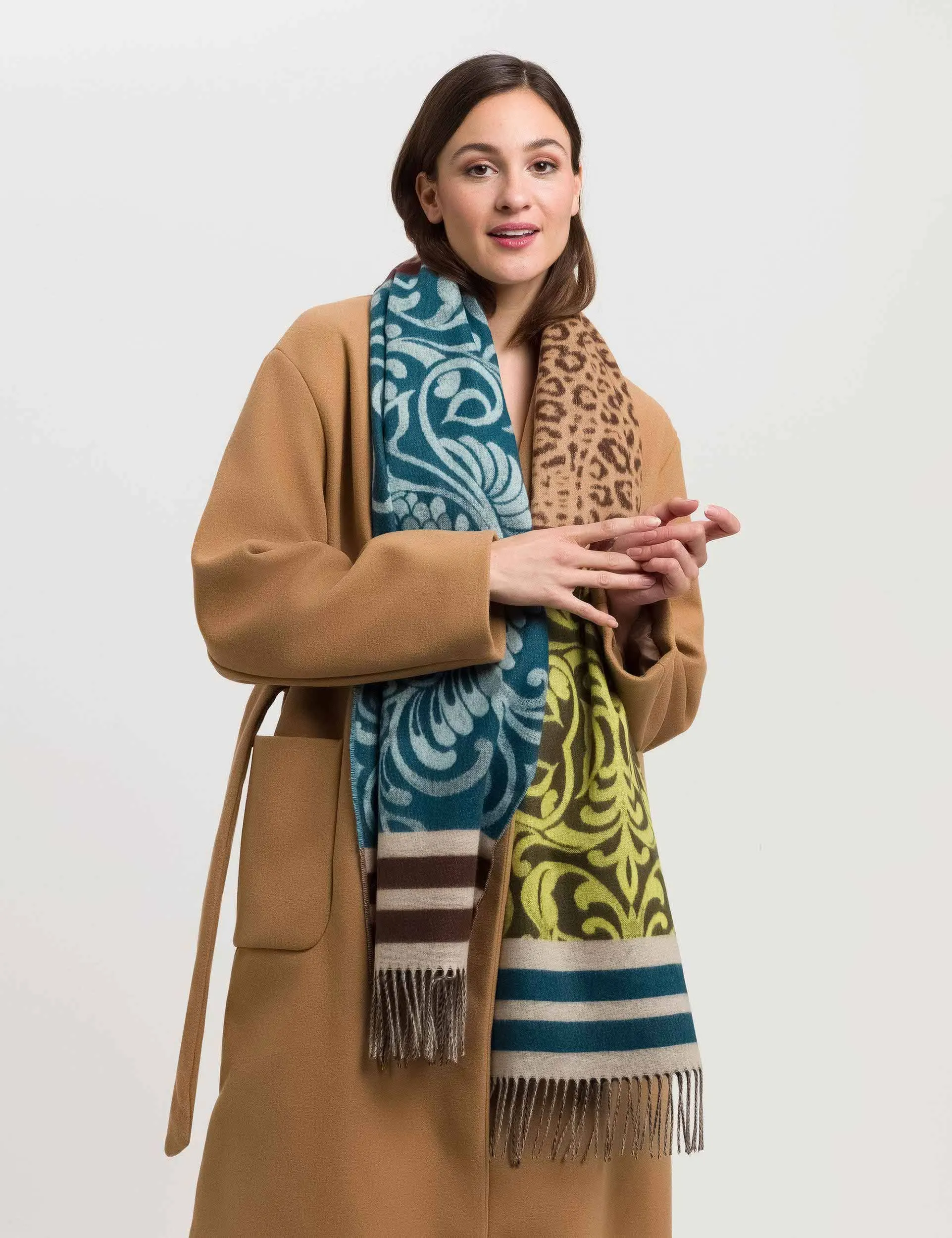 FRAAS - The Scarf Company - Leo Filagree Patchwork: Petrol