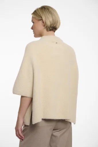 Isra Cape