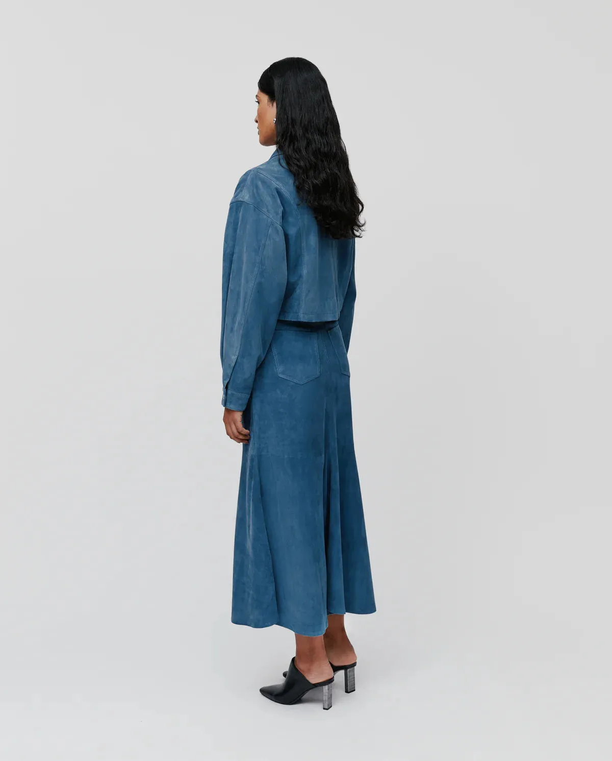 Lena Cropped Suede Leather Jackt in Stone Blue