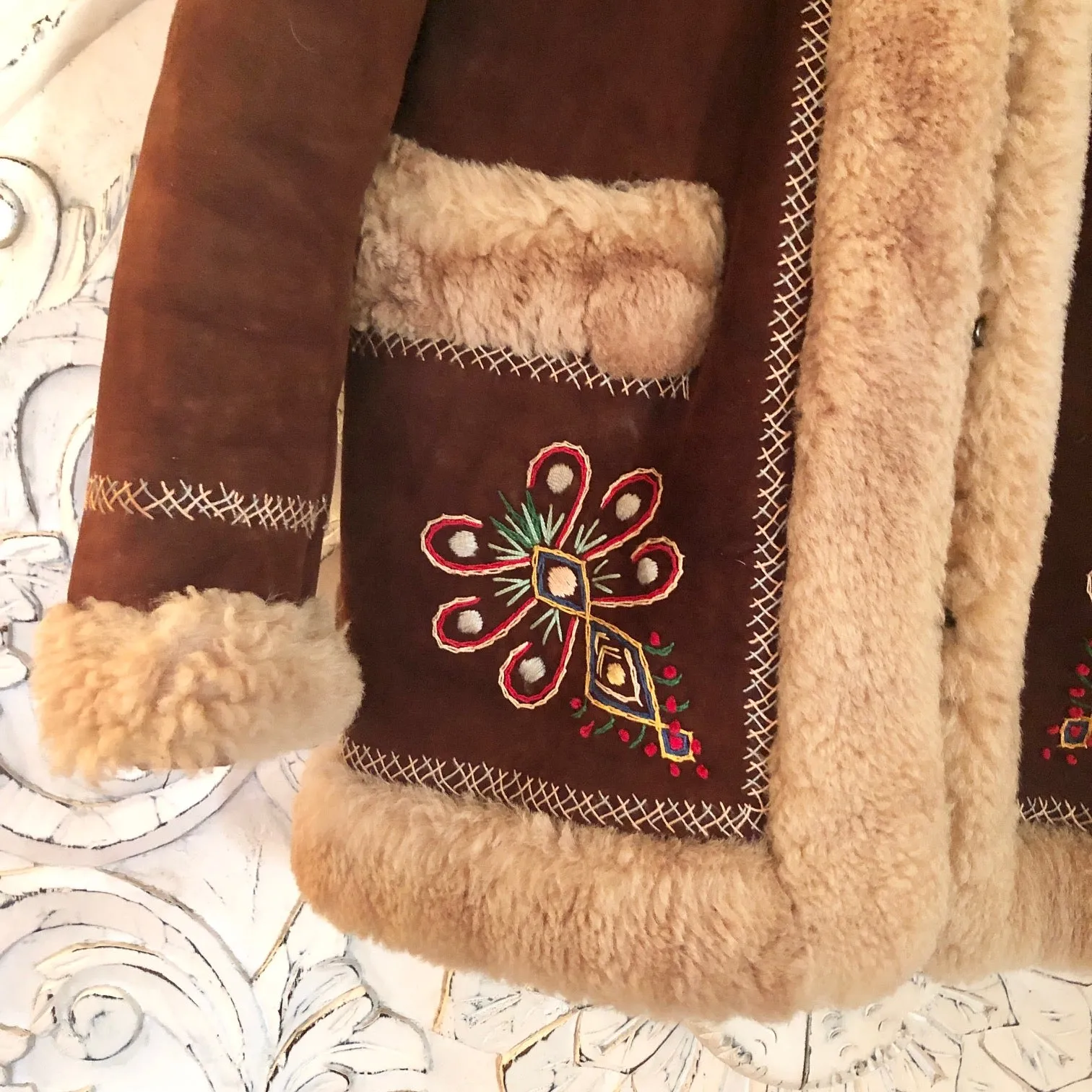Stunning Vintage Shearling Jacket size 8-10