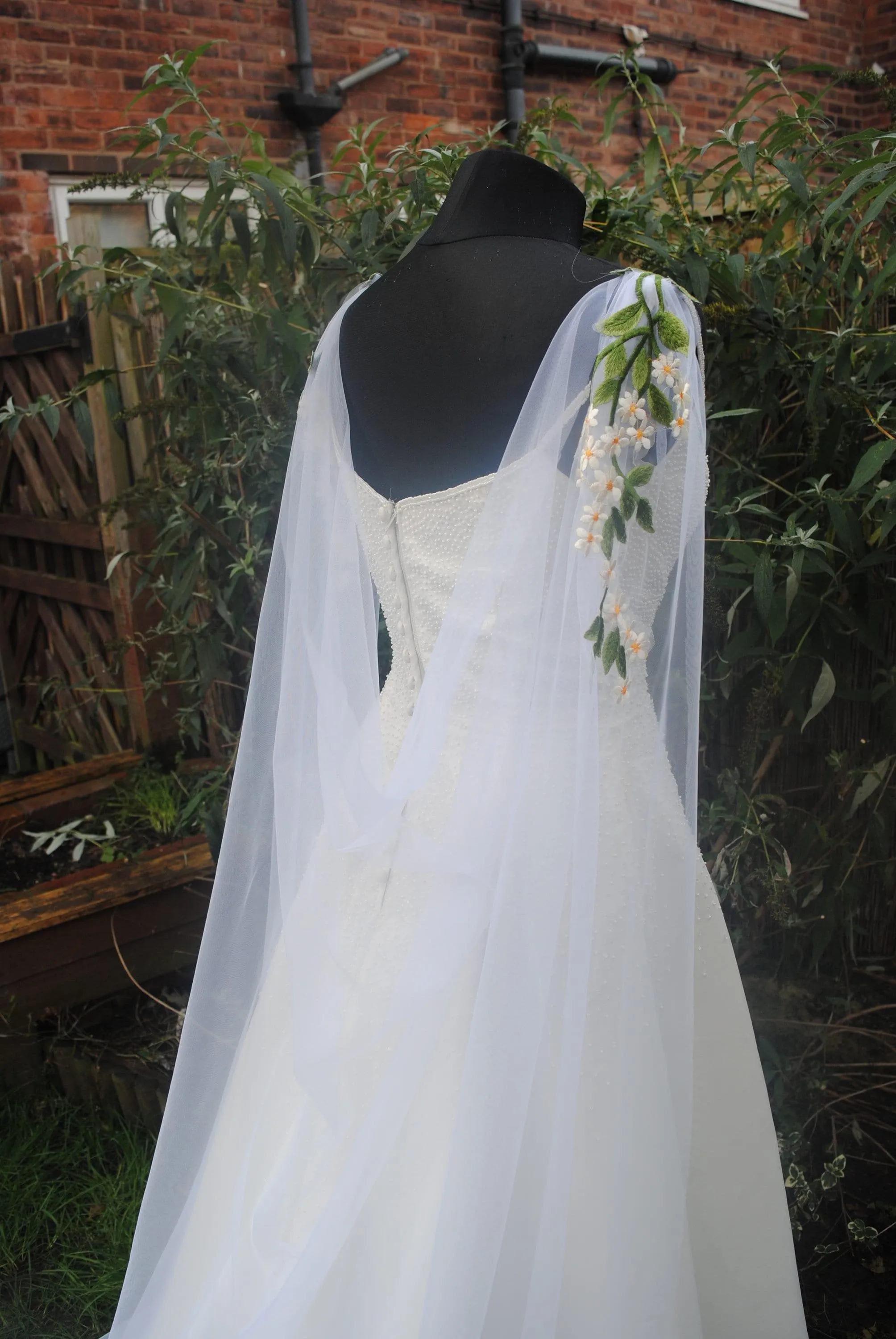 White Bridal Cape Veil Flower Appliqué Wedding Cape