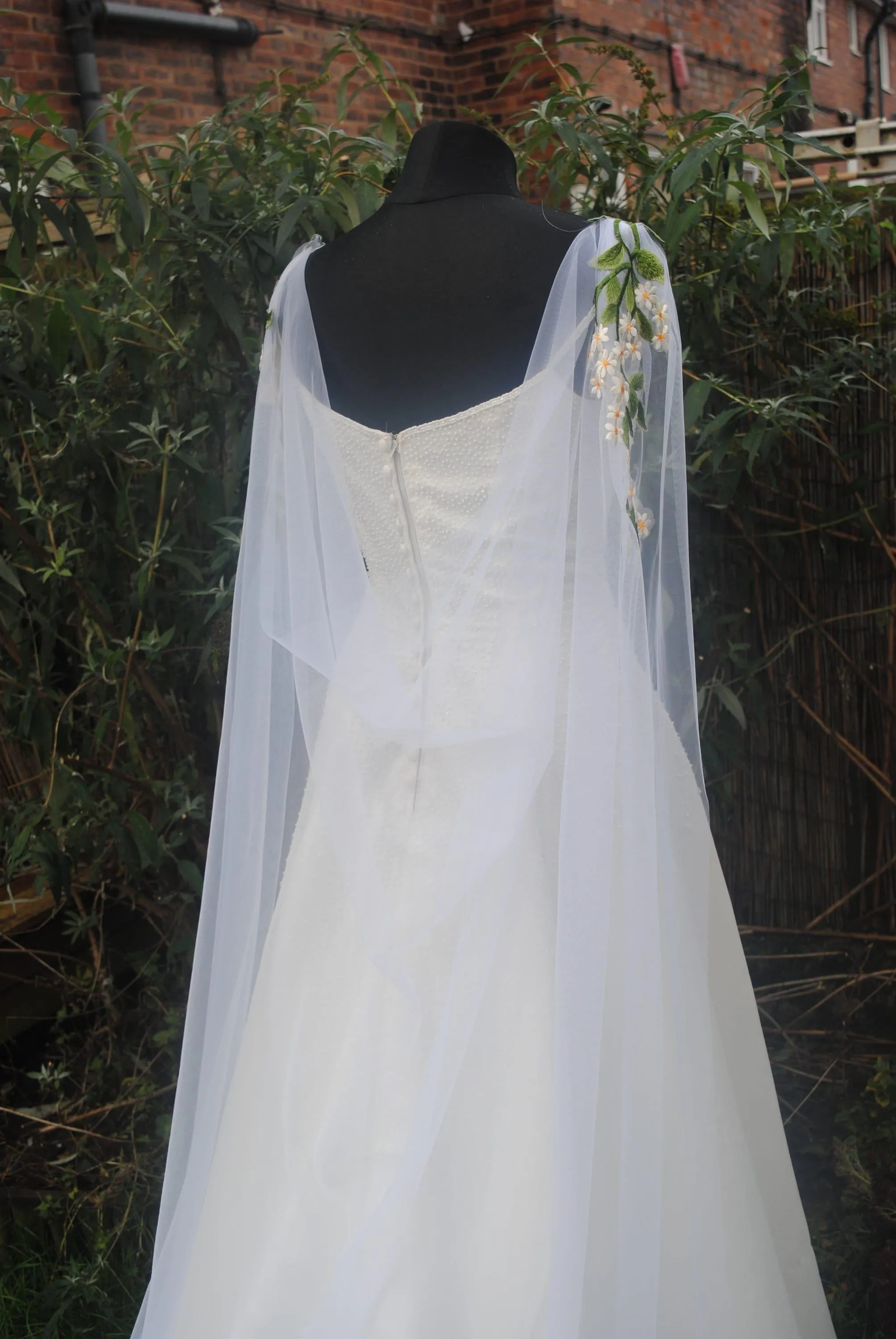 White Bridal Cape Veil Flower Appliqué Wedding Cape