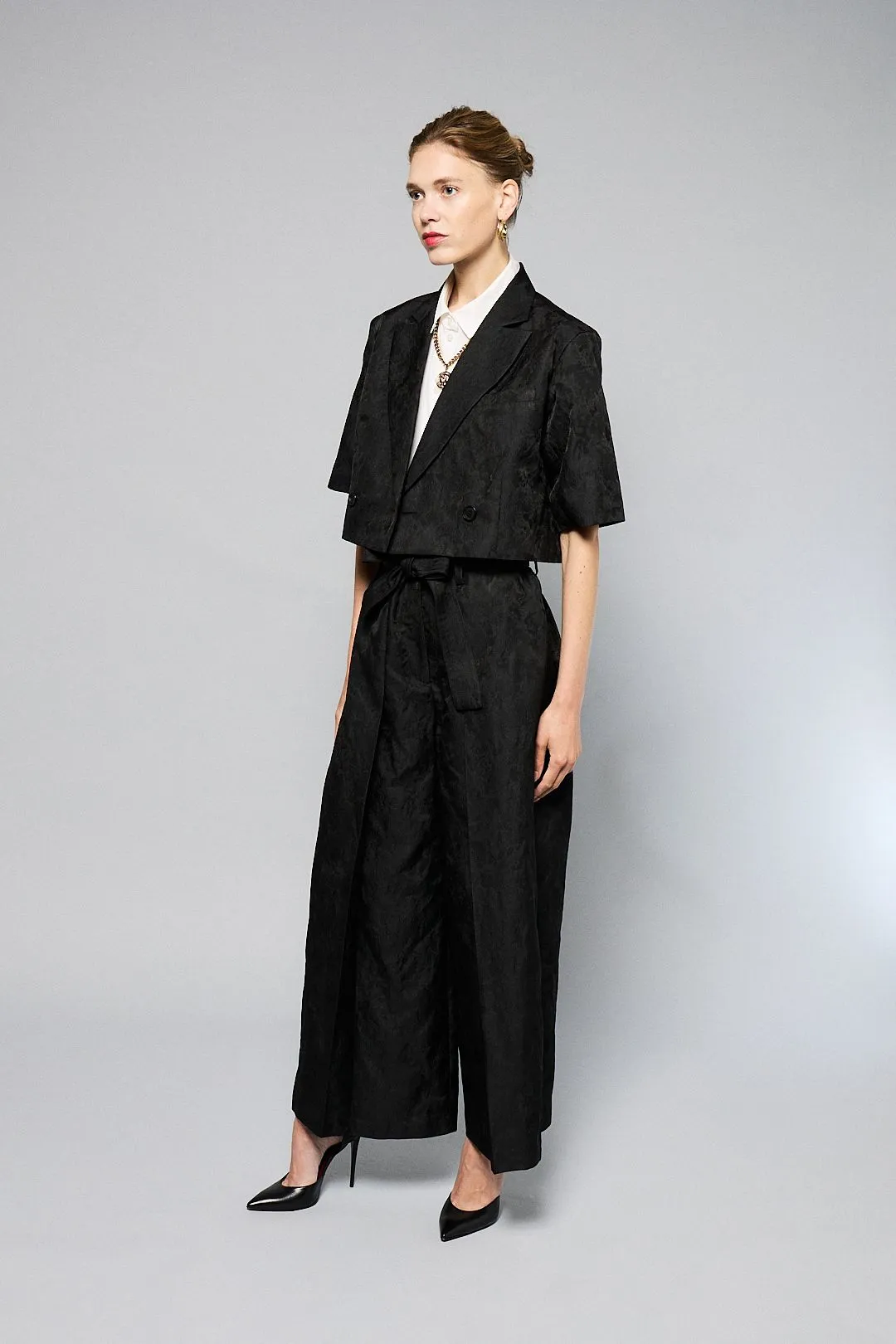 Yelena Short Sleeve Jacquard Jacket