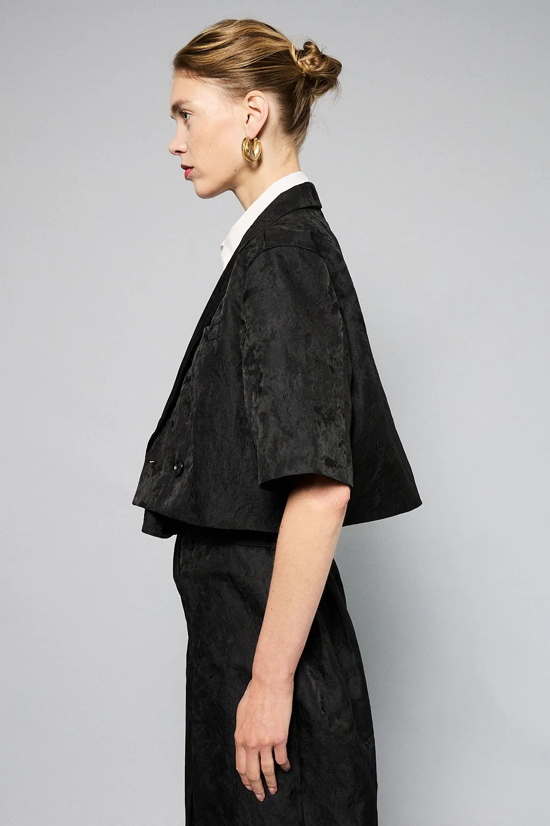 Yelena Short Sleeve Jacquard Jacket